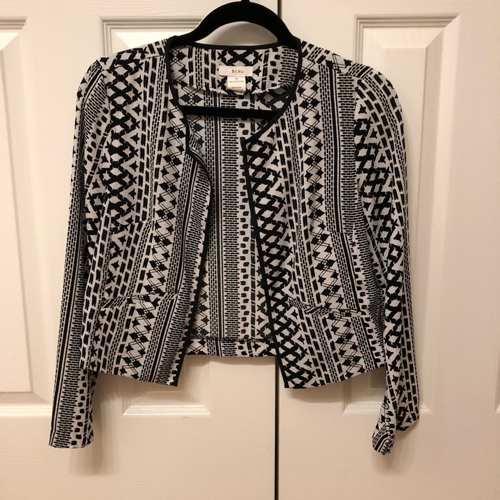 Black and white patterned non rigid blazer - Picture 1 of 4